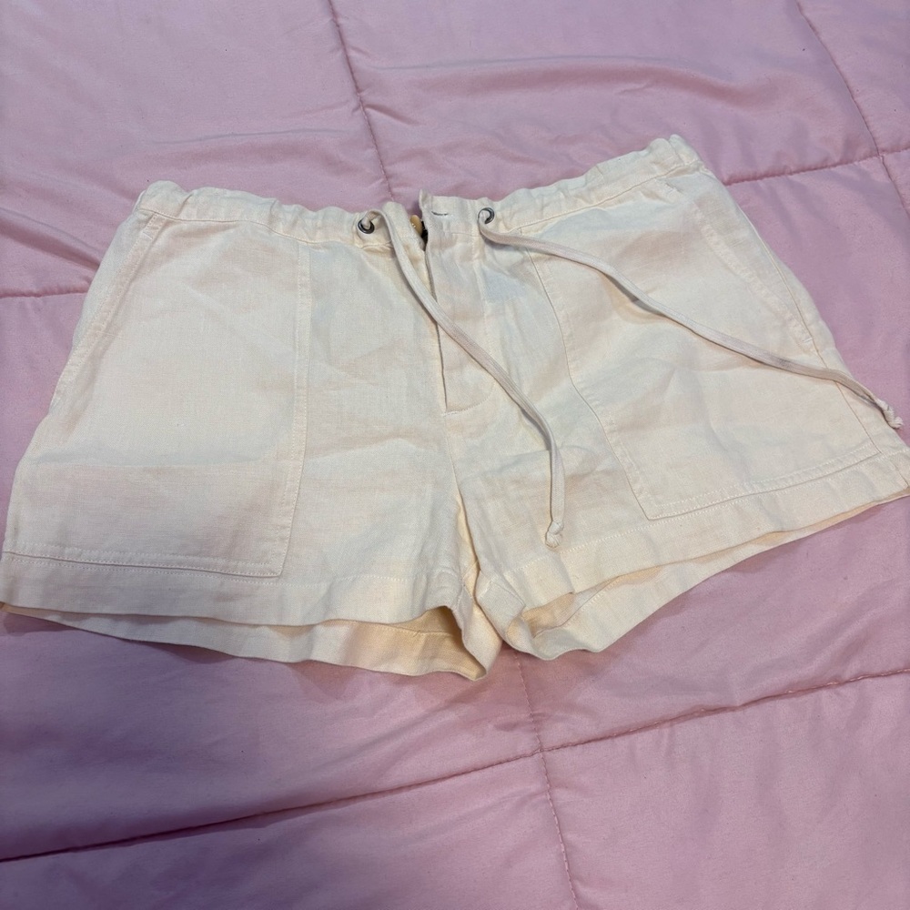 Ralph Lauren cream Linen Tie Short Size 8